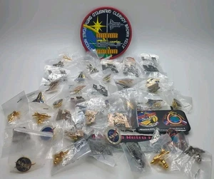 Lot of 45 Vintage NASA Space Program Pins. New Sealed - Picture 1 of 11