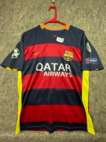 Nike Barcelona Home Jersey Suarez #9 FCB Soccer Size M Cover