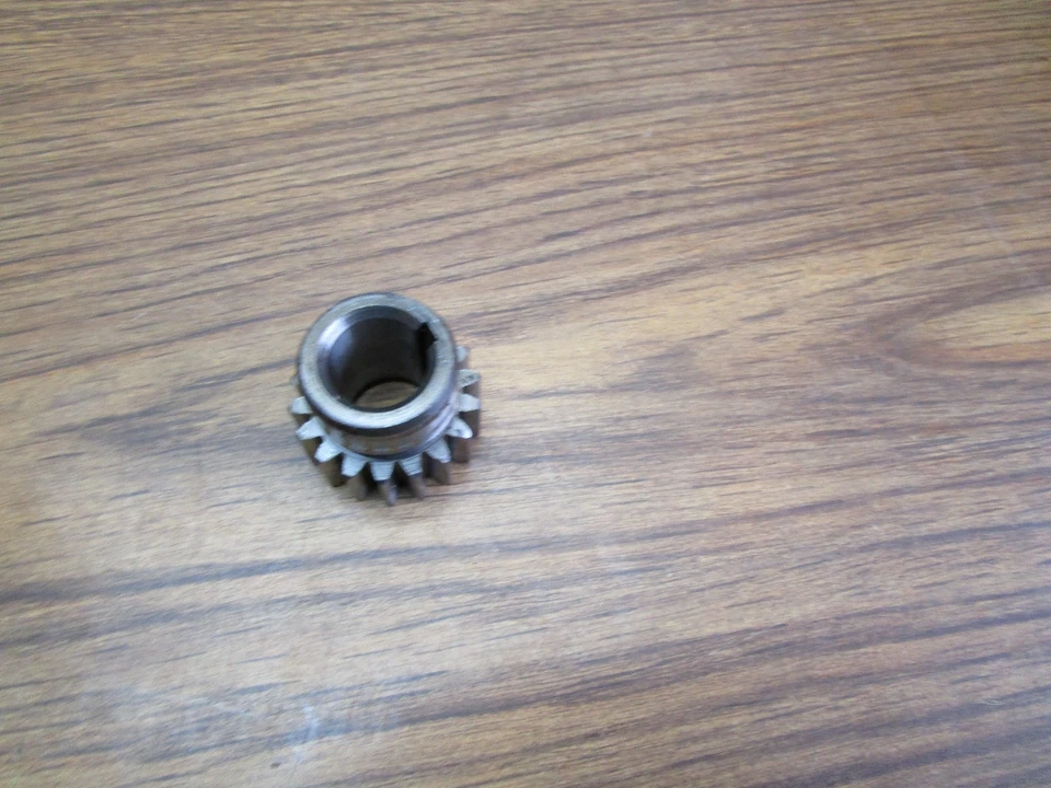 IT 125 YAMAHA 1980 IT 125 1980 MANIVELA PRIMARIA ENGRANAJE Foto 1 de 1