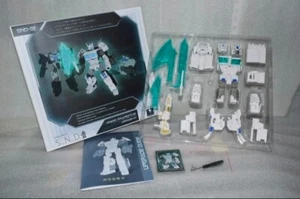 SND-02 Cw Ultra Magnus White Kit Toys Model No Figures ABS Collect Gift In Stock - Picture 1 of 3