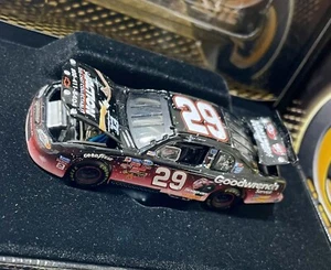 Kevin Harvick 2002 #29 Action/E.T. Chevrolet Monte Carlo 1/64 Elite Action RCCA - Picture 1 of 6