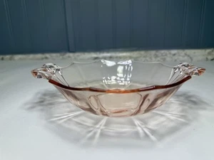 Vintage Fostoria Fairfax Pink (Rose) 2375 Sweet Meat/Candy Bowl with Bow Handles - Picture 1 of 8