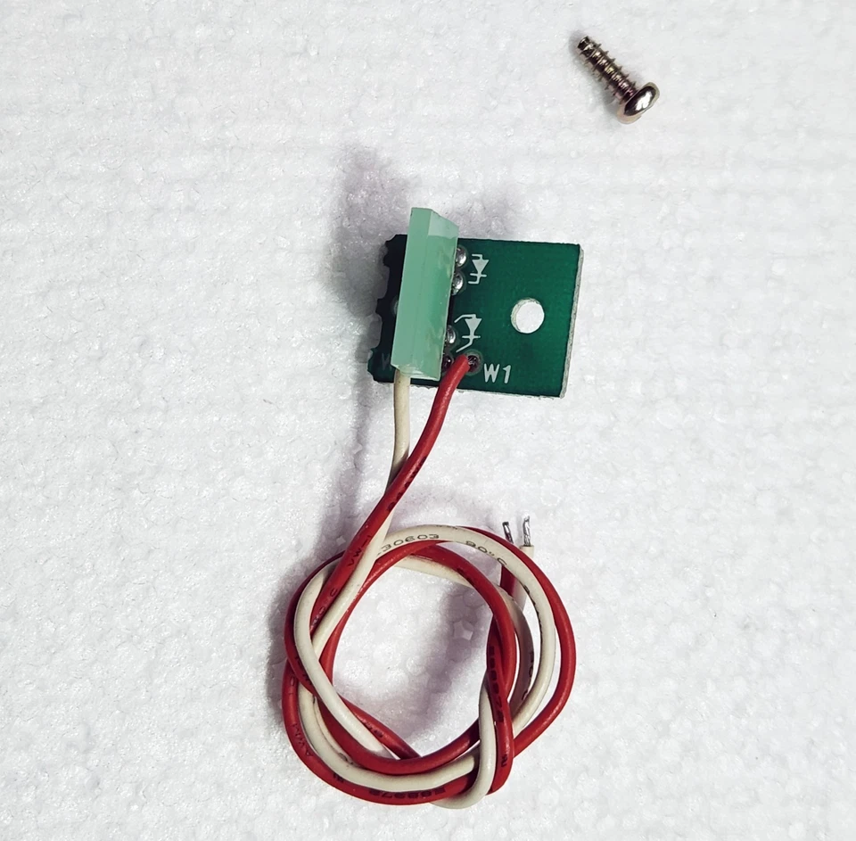 Disquete interno verde Commodore C-128D/128DCR ocupado/funcionando LED Foto 1 de 1