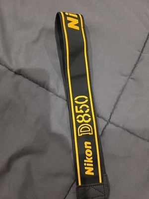 Correa para el cuello para cámara Nikon D850 genuina DSLR / AN-DC18 Foto 1 de 3