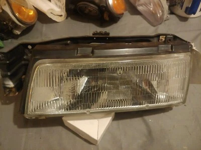 1990 Mazda 929 Left Driver Headlight Halogen OEM 88-91 LH - Image 1 of 2