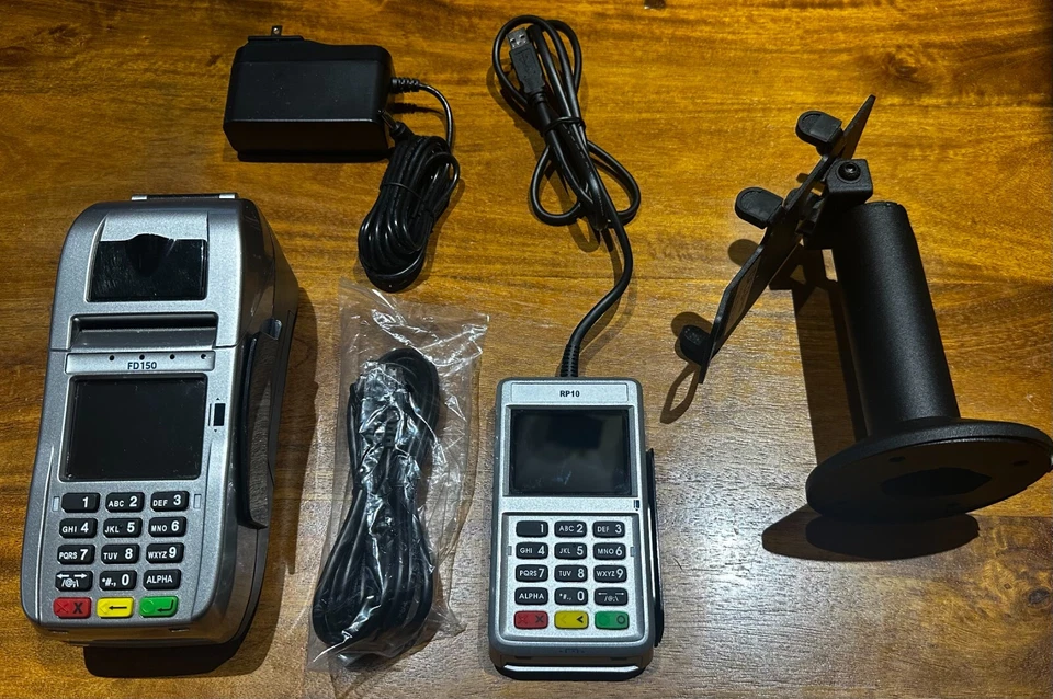 Almohadilla y soporte First Data FD150 / RP10 PIN Foto 1 de 1