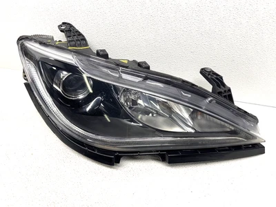 很好 | 2017 - 2020 年克莱斯勒 Pacifica 乘客右手高强度高强度车头灯带 DRL 68228948AC — 第 1/4 张图片