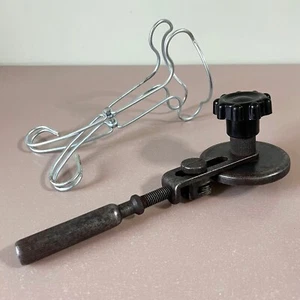 Antiguo tarro de conservas soviético utensilios de cocina tarro sellador abrazadera de utensilios de cocina retro URSS - Imagen 1 de 8