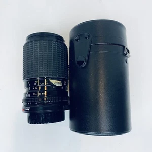 SIGMA Zoom-a 1:3.5~4.5 35~135mm Lens for Canon W/ Caps and Case - Picture 1 of 6