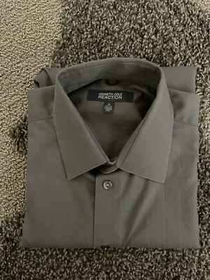 Kenneth Cole Reaction Mens Long Sleev Dress Shirt Grey w/Dark Grey Stripe Size L - Image 1 of 4