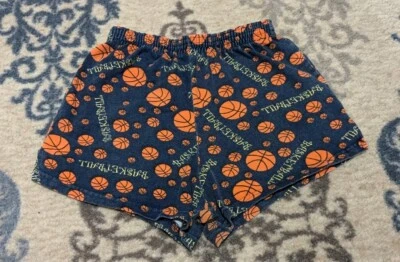Pantalones Cortos Soffe Jr. Pequeños Estampado de Baloncesto, Ropa de Salón Cintura Elástica Ajuste Juniors Foto 1 de 4