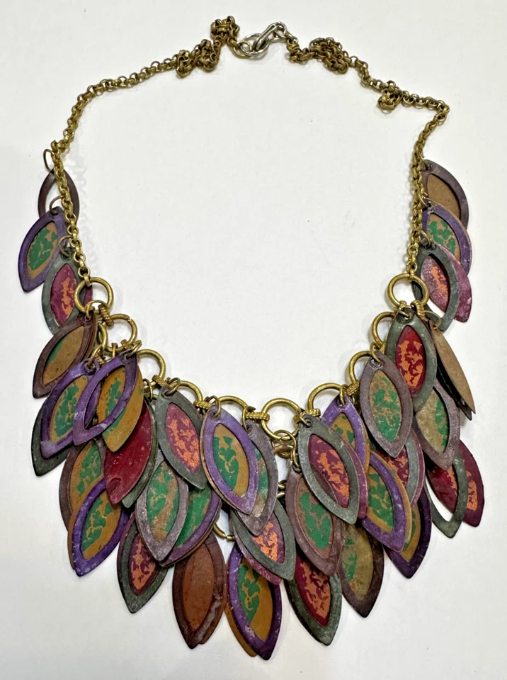 Collana Vintage Con Catena In Smalto Verde E Viola A Foglia D'Autunno - Immagine 1 di 4