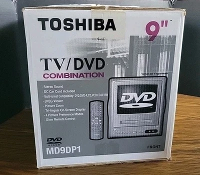 Toshiba MD9DP1 9" Retro Gaming TV/DVD Combo W/ DC Car Cord Remote (READ) WORKING - Image 1 of 4