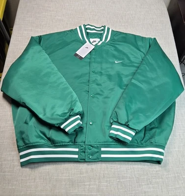 Chaqueta de bombardero universitaria NIKE 2XL para hombre verde blanca botón a presión Dugout ajuste térmico Foto 1 de 4