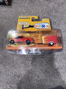 Greenlight Hitch & Tow 2015 Ford F-150 and Small Cargo Trailer TOYS R US Only - Picture 1 of 1