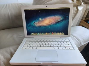 MacBook 4,1 "Core 2 Duo" 2.4 13" (White-08) A1181 - Afbeelding 1 van 20