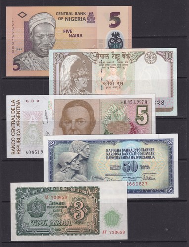 Foto 1 di 2
