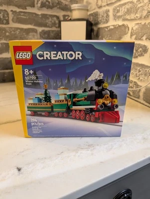 Lego 40700: Winter HOLIDAY TRAIN Limited Edition New & Sealed  - Image 1 of 4