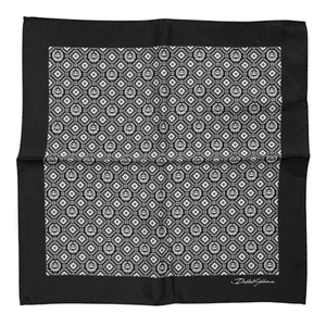 DOLCE & GABBANA Scarf Black White Patterned Square Foulard 32.5cm x 32cm 120usd - Bild 1 von 5