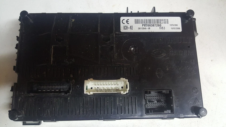 Módulo de control de carrocería P8200387290 RENAULT CLIO MK2 ECU UCH N3 Foto 1 de 1
