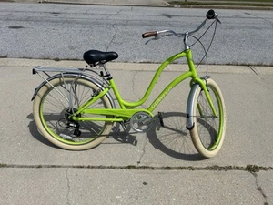 Electra Townie step thru 7d Bright Green 7 Speed 26” Cruiser Bike Fenders Rack - Picture 1 of 8