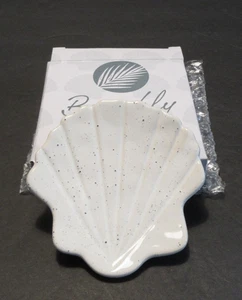 NEW IN BOX Beachly Ceramic Seashell Tray Tinket Dish - Nautical Beach Decor 3.5" - Picture 1 of 6