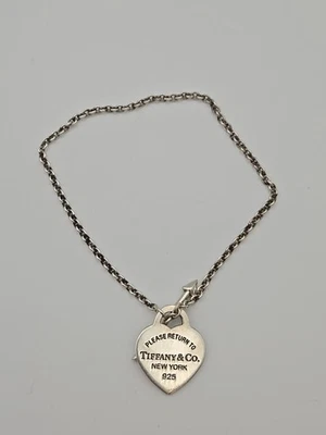 Браслет-переключатель со стрелками в форме сердца Please Return to Tiffany Lovestruck 7,5 дюйма - Изображение 1 из 4