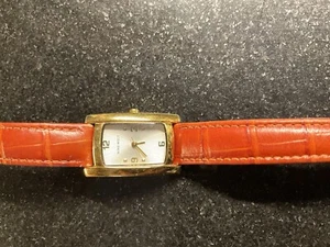 Classic NINE WEST Ladies Quartz Watch Brown Leather Band granny core - Picture 1 of 2