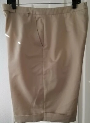 IZOD Women's shorts size 14 100% polyester  - Image 1 of 4