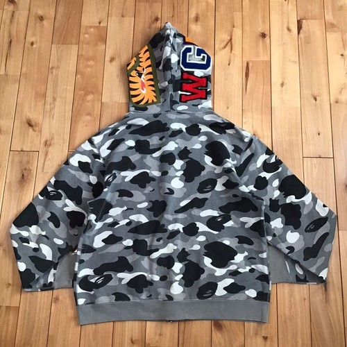 A BATHING APE (BAPE) Felpa con cappuccio e zip intera A Bathing Ape BAPE mimetica NIGO Shark NFS taglia limitata M