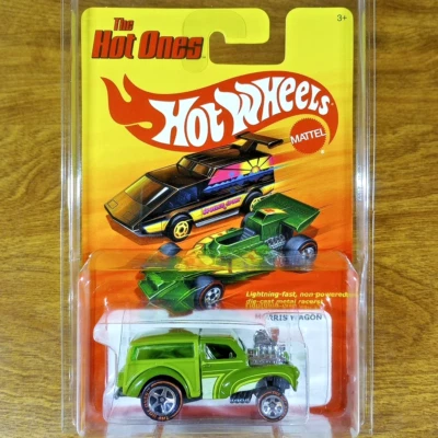 Hot Wheels The Hot Ones Chase Redline Morris Wagon Green 5 Spoke 2011 Minor 1000 - Image 1 of 3