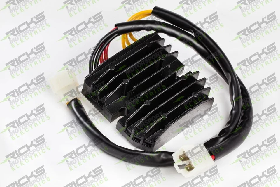 Rectificador-Regulador Ricks Serie HS para Triumph Speed Triple 955 I.E. 2002-2004 Foto 1 de 3