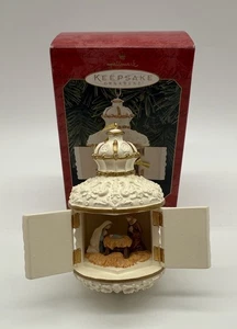 Hallmark Keepsake Ornamento La Storia di Natale Presepe Vintage 1999 - Foto 1 di 7