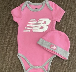 Infant Girls New Balance 2 Piece Bodysuit & Hat Set Size 6/9M Pink/Gray/White - Picture 1 of 3