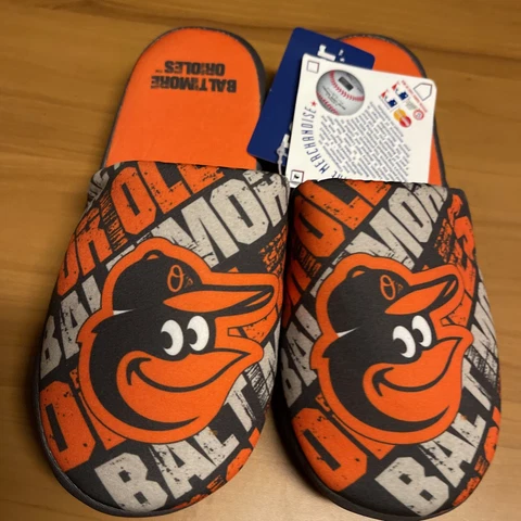 MLB Baltimore Orioles Youth Kids Woodmark Printed Slippers  X-Large 7-8 Cover