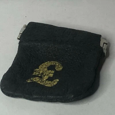 Small Vintage £ coin purse spring closing Gold £ emblem 5 x 5 cm's  - Image 1 of 3