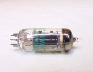 TUBO VINTAGE 6AH6 SYLVANIA PROBADO 100%+ - Imagen 1 de 6