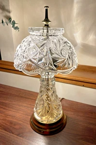 Vintage Crystal & Brass Table Lamp Cut Glass Pattern Vintage - Working - Elegant - Picture 1 of 8