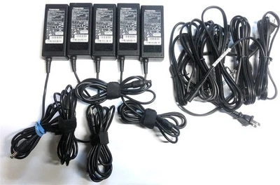 Lot of 5 Genuine Toshiba Laptop Charger AC Power Adapter PA3714U-1ACA 19V 65W - Image 1 of 3
