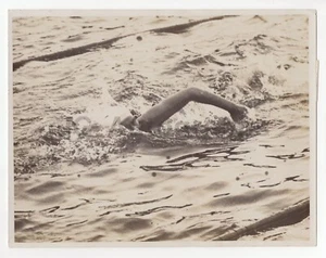 Martha Norelius - Olympic Gold Medal Swimmer - Vintage 1927 Press Photograph - Picture 1 of 2