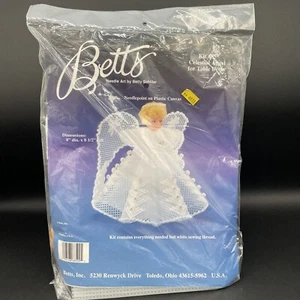 Celestial Angel - Betts Needle Art - Kit 685 - Plastic Canvas Needlepoint - Picture 1 of 9