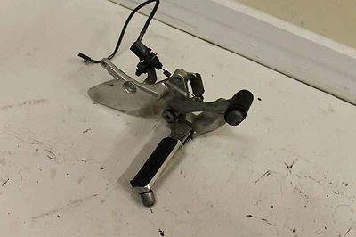 1997-2007 Yamaha yzf 600 r lado direito dianteiro motorista pé peg yzf600  - Imagem 1 de 4