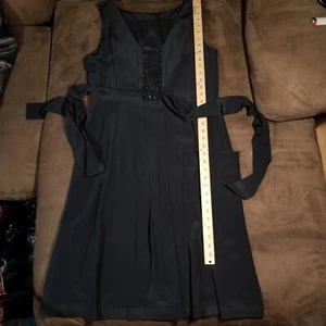 J. PETERMAN 100% SILK SLEEVELESS DRESS BELTED BEADED BLACK SIZE 12 - Picture 1 of 14
