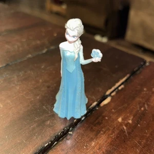ELSA FROZEN DISNEY 3,75" ACTIONFIGUR - Bild 1 von 7