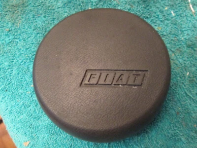 Volante central botón bocina fiat x1/9 1980 x19 dañado Foto 1 de 4