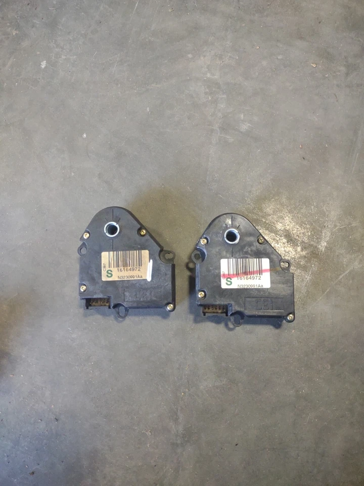 Unidad de actuador de aire acondicionado puerta mezcla suburbana GMC Yukon Chevrolet P:18124922 ¡OEM! Foto 1 de 4