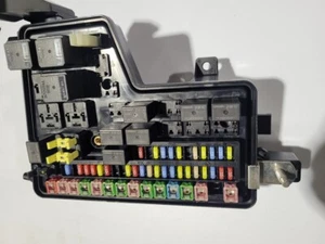 02-05 Dodge Ram Cummins Diesel TIPM under hood Fuse box New Oem - Picture 1 of 5