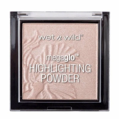 Wet N Wild Megaglo Highlighting Powder E319B Blossom Glow 5.4g - Bild 1 von 2