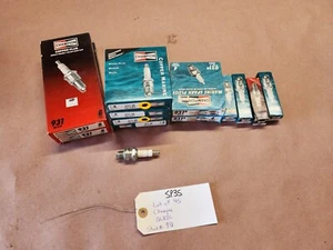 QUANTITY OF 45 CHAMPION QL82C SPARK PLUGS, 931, NEW/NEVER USED, SP35 - Foto 1 di 22