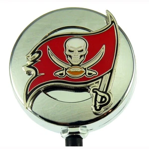 Tampa Bay Buccaneers Abzeichen Rolle einziehbar Ausweis Halter Sicherheit Schlüsselband - Bild 1 von 5